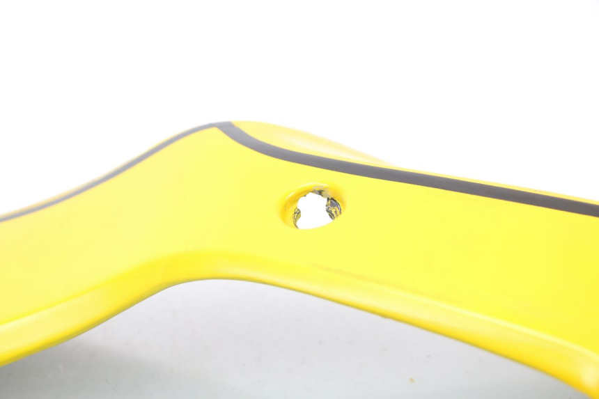 photo de FLANC LATERAL AVANT DROIT SUZUKI GSXF GSX F 600 (1988 - 1997) - Inspection visuelle