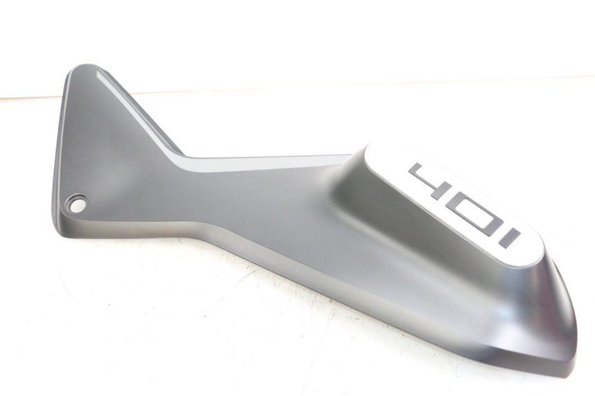 photo de FLANC LATERAL AVANT DROIT HUSQVARNA SVARTPILEN 401 (2018 - 2023) - État de surface