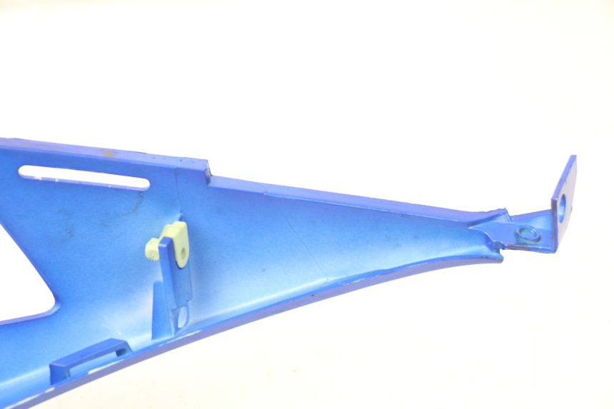 photo de FLANC LATERAL AVANT DROIT PEUGEOT JET FORCE CARBU 50 (2003 - 2016) - Zoom état d’usage