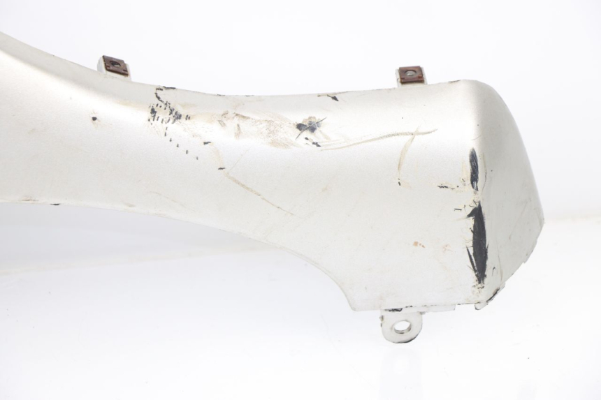 photo de FLANC LATERAL AVANT DROIT KYMCO COBRA 100 (1998 - 2003) - Points de fixation