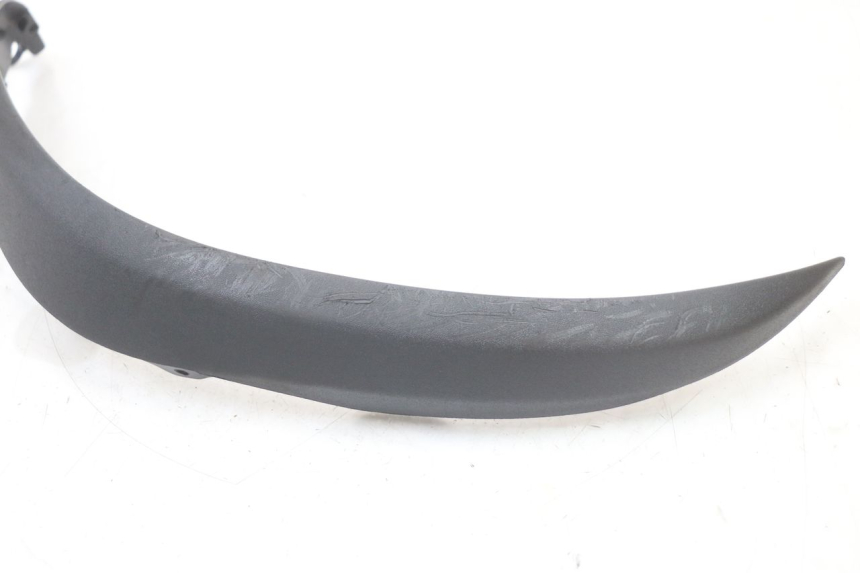 photo de FLANC LATERAL AVANT DROIT PIAGGIO MP3 HPE 350 (2018 - 2020) - Zoom état d’usage
