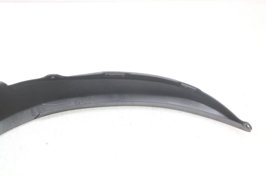 photo de FLANC LATERAL AVANT DROIT PIAGGIO MP3 HPE 350 (2018 - 2020) - État de surface