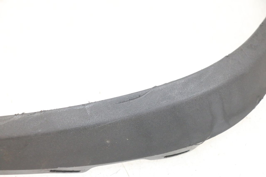 photo de FLANC LATERAL AVANT DROIT PIAGGIO MP3 500 (2016 - 2018) - Vue d’ensemble