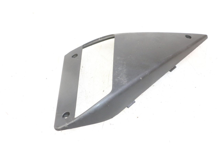 photo de FLANC LATERAL AVANT DROIT GILERA NEXUS 125 (2009 - 2013) - Autre angle de vue