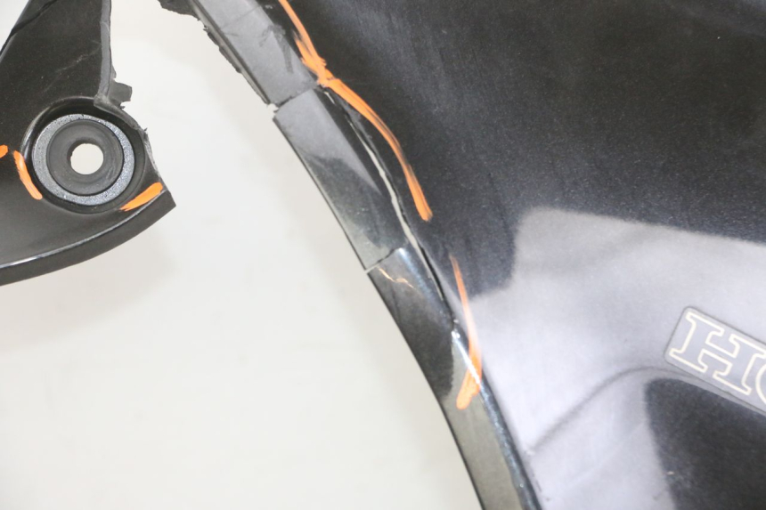 photo de FLANC LATERAL AVANT DROIT HONDA NTV DEAUVILLE ABS 700 (2007 - 2016) - Détail de la pièce