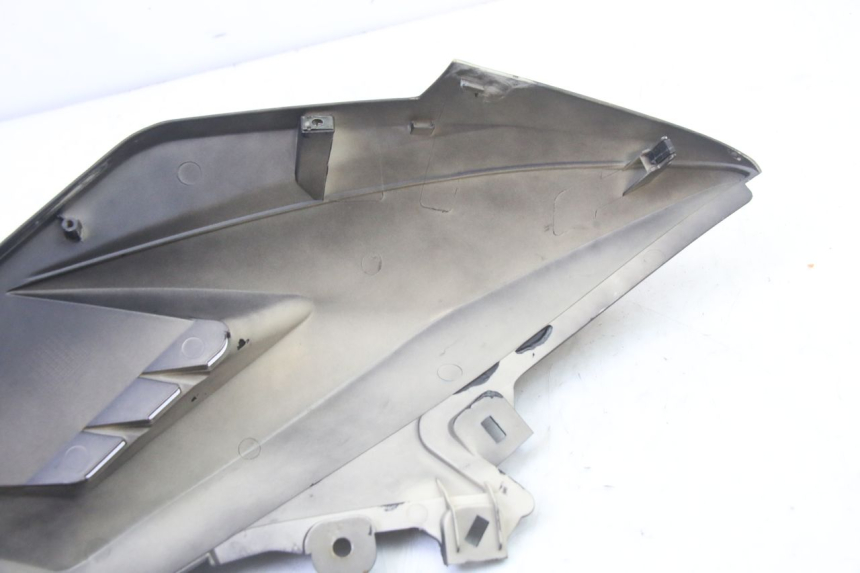 photo de FLANC LATERAL AVANT DROIT MAG POWER R-STREET 50 (2016 - 2025) - État de surface