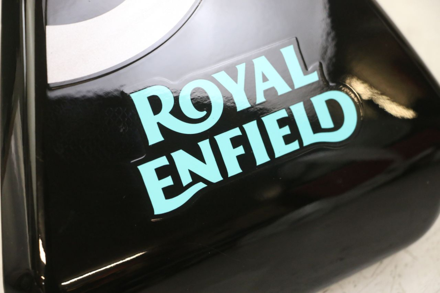 photo de FLANC LATERAL AVANT DROIT ROYAL ENFIELD SCRAM 411 (2022 - 2024) - Détail de la pièce