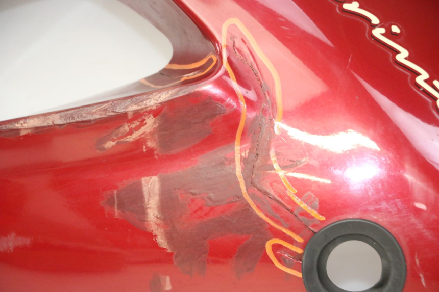 photo de FLANC LATERAL AVANT DROIT TRIUMPH SPRINT 900 (1995 - 1998) - Zoom qualité