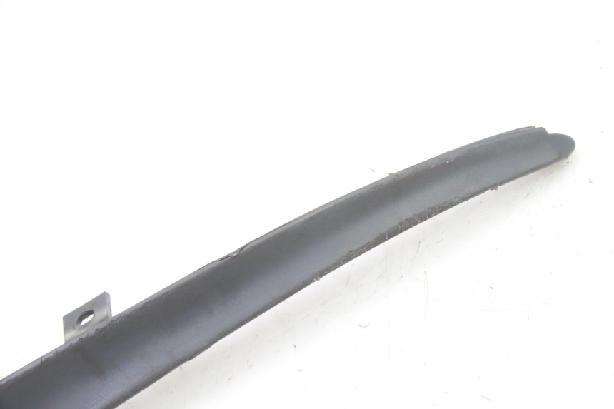 photo de FLANC LATERAL AVANT DROIT PIAGGIO SUPER LX 125 (2000 - 2003) - Zoom état d’usage