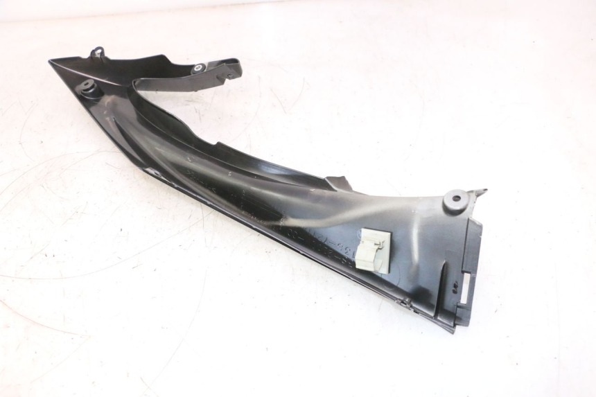 photo de FLANC LATERAL AVANT DROIT SUPERIEUR YAMAHA YZF R6 600 (2008 - 2009) - Pièce contrôlée