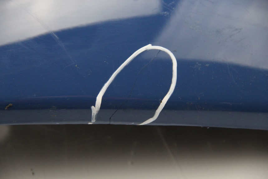 photo de FLANC LATERAL AVANT DROIT YAMAHA TDM ABS 900 (2002 - 2014) - Gros plan technique