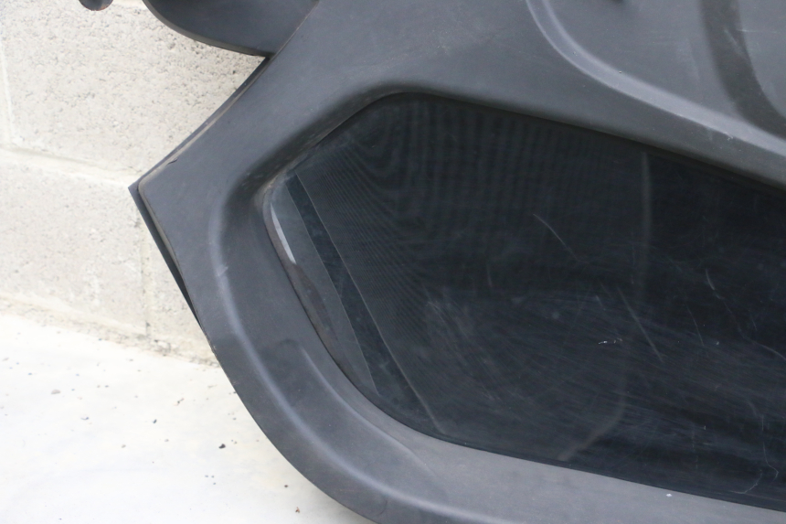 photo de FLANC LATERAL AVANT DROIT RENAULT TWIZY 45 (2012 - 2019) - Vue rapprochée