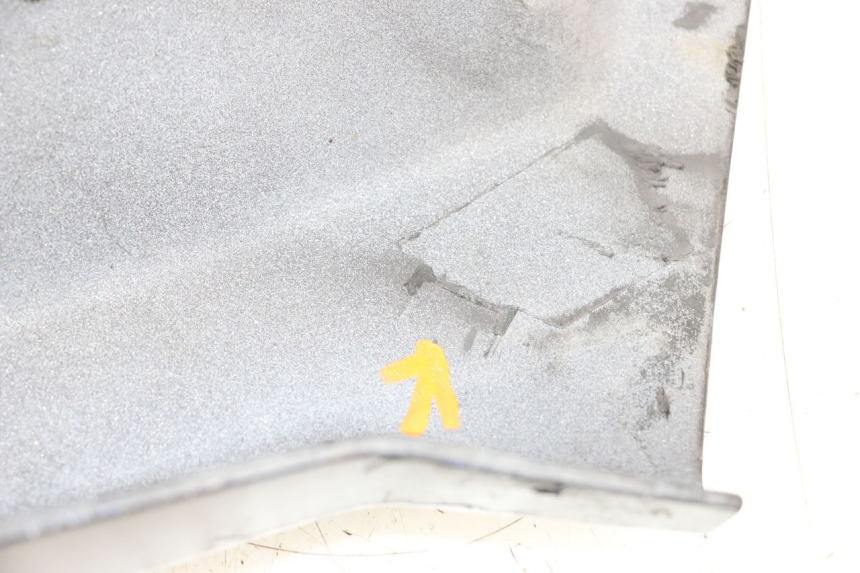 photo de FLANC LATERAL AVANT DROIT KEEWAY TX 50 (2008 - 2015) - Zoom état d’usage