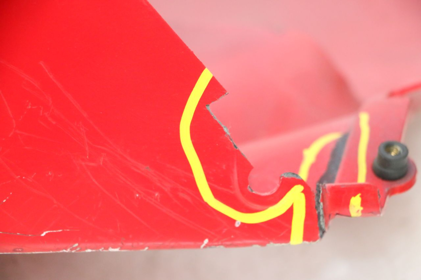photo de FLANC LATERAL AVANT DROIT HONDA VFR FI RC46 800 (1998 - 2001) - Zoom état d’usage