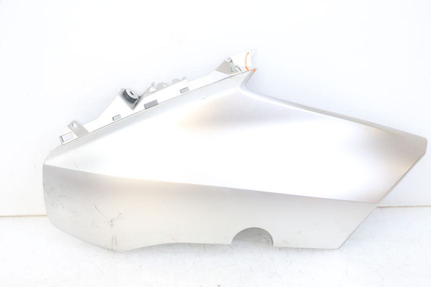 photo de FLANC LATERAL AVANT DROIT YAMAHA XMAX X-MAX ABS 125 (2017 - 2020) - Vue principale