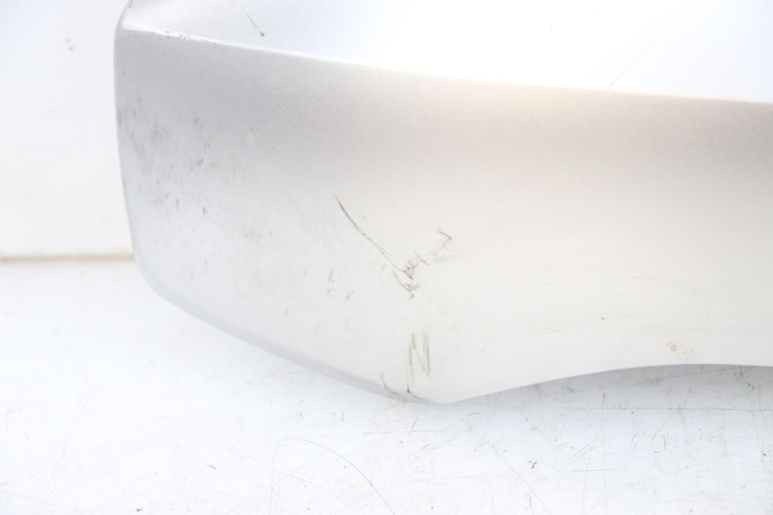 photo de FLANC LATERAL AVANT DROIT YAMAHA XMAX X-MAX ABS 125 (2017 - 2020) - Photo complémentaire