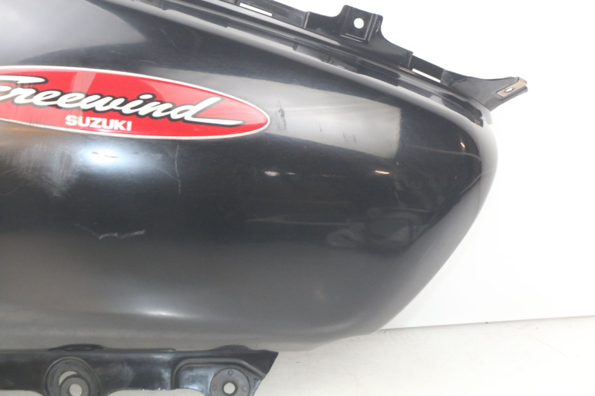 photo de FLANC LATERAL AVANT DROIT SUZUKI XF FREEWIND 650 (1997 - 2003) - Pièce contrôlée