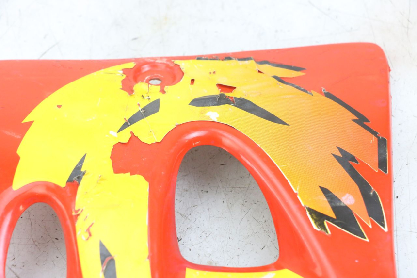 photo de FLANC LATERAL AVANT DROIT PEUGEOT XP6 50 (1997 - 2003) - Détail de la pièce