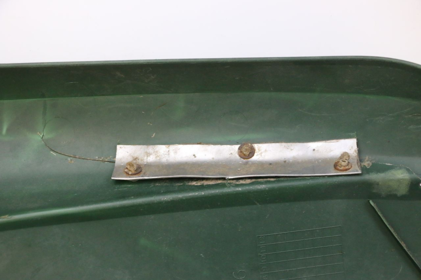 photo de FLANC LATERAL AVANT DROIT YAMAHA YFM GRIZZLY 550 (2008 - 2015) - État de surface