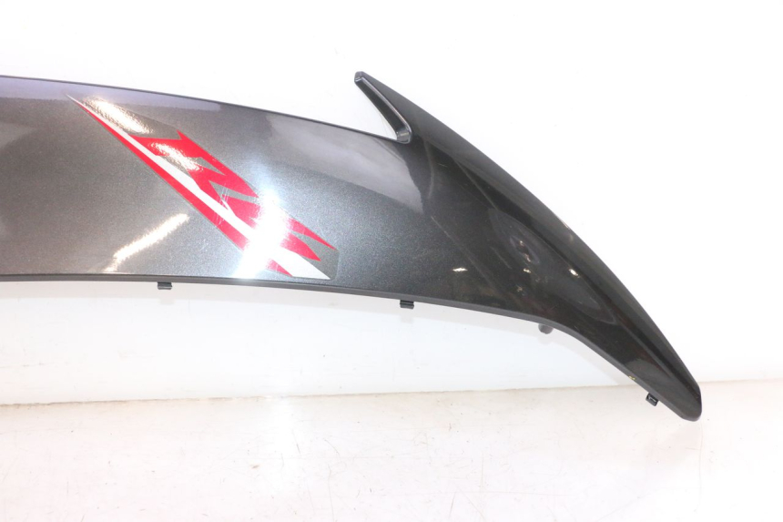 photo de FLANC LATERAL AVANT DROIT YAMAHA YZF R6 600 (2008 - 2009) - Autre angle de vue