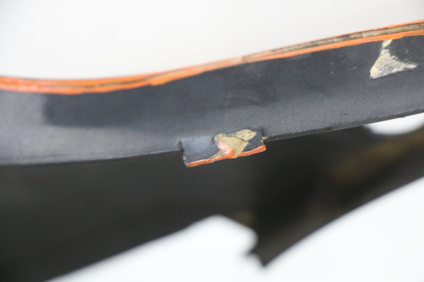 photo de FLANC LATERAL AVANT GAUCHE BMW C1 125 (2000 - 2003) - État de surface