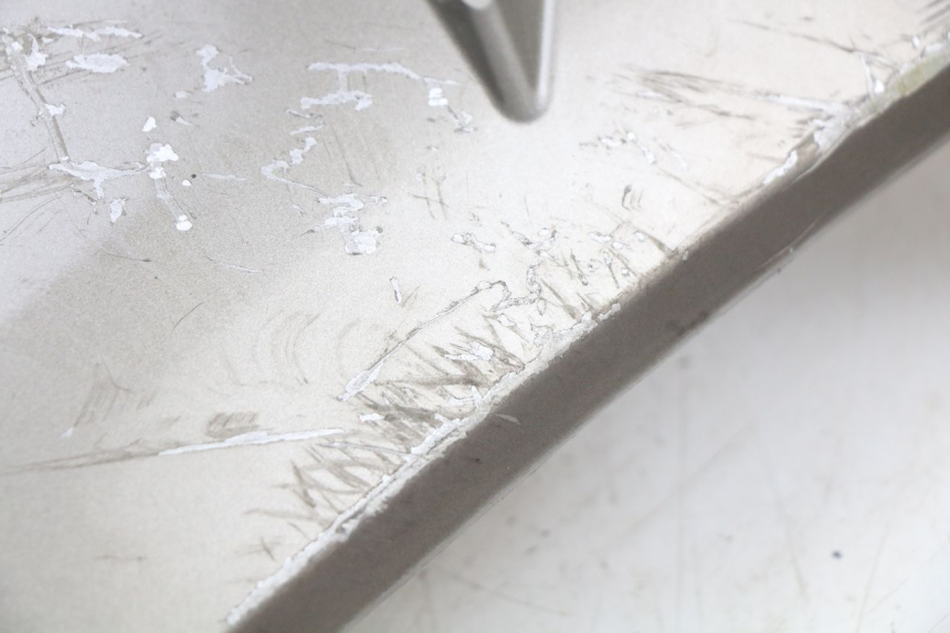 photo de FLANC LATERAL AVANT GAUCHE PEUGEOT CITYSTAR 125 (2011 - 2017) - État de surface