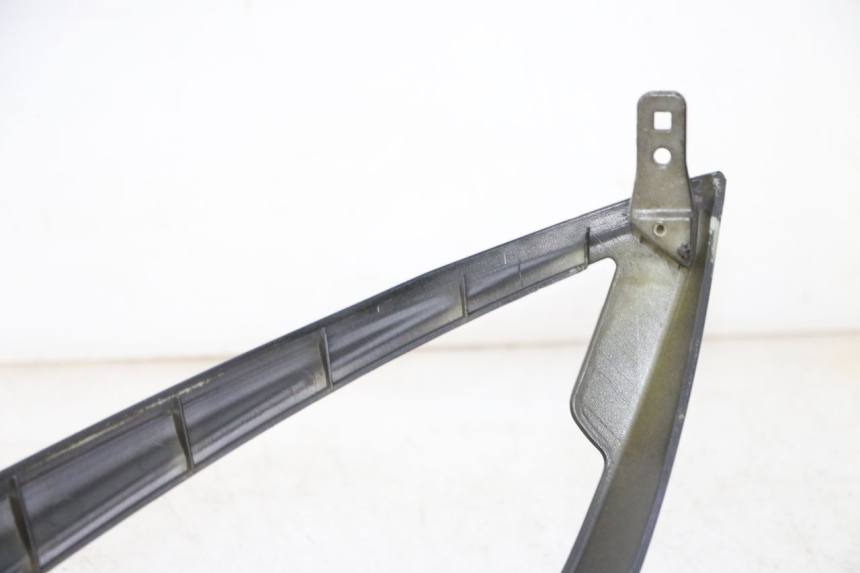 photo de FLANC LATERAL AVANT GAUCHE PEUGEOT CITYSTAR 50 (2013 - 2017) - Gros plan technique