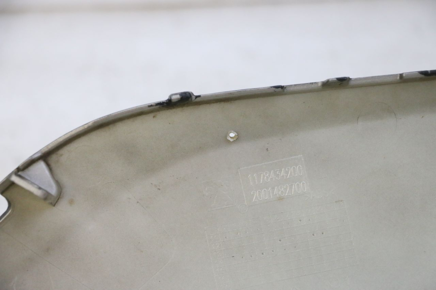 photo de FLANC LATERAL AVANT GAUCHE PEUGEOT CITYSTAR 50 (2013 - 2017) - Zoom état d’usage