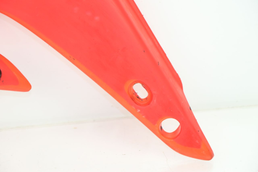 photo de FLANC LATERAL AVANT GAUCHE HONDA CR 85 (2003 - 2007) - Marquages et références
