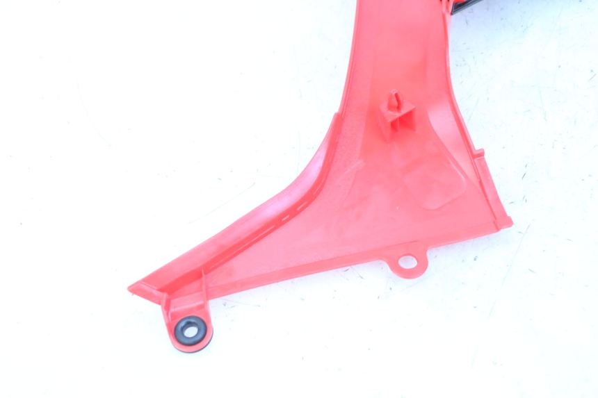 photo de FLANC LATERAL AVANT GAUCHE HONDA CRF-F CRF F 110 (2019 - 2022) - Gros plan technique