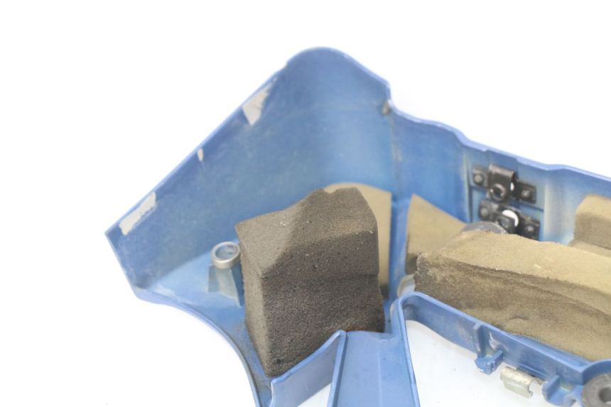 photo de FLANC LATERAL AVANT GAUCHE YAMAHA FJR ABS 1300 (2006 - 2012) - Gros plan technique