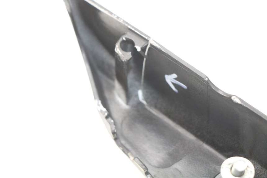 photo de FLANC LATERAL AVANT GAUCHE SUZUKI GSX-R GSXR 750 (2011 - 2016) - Zoom état d’usage