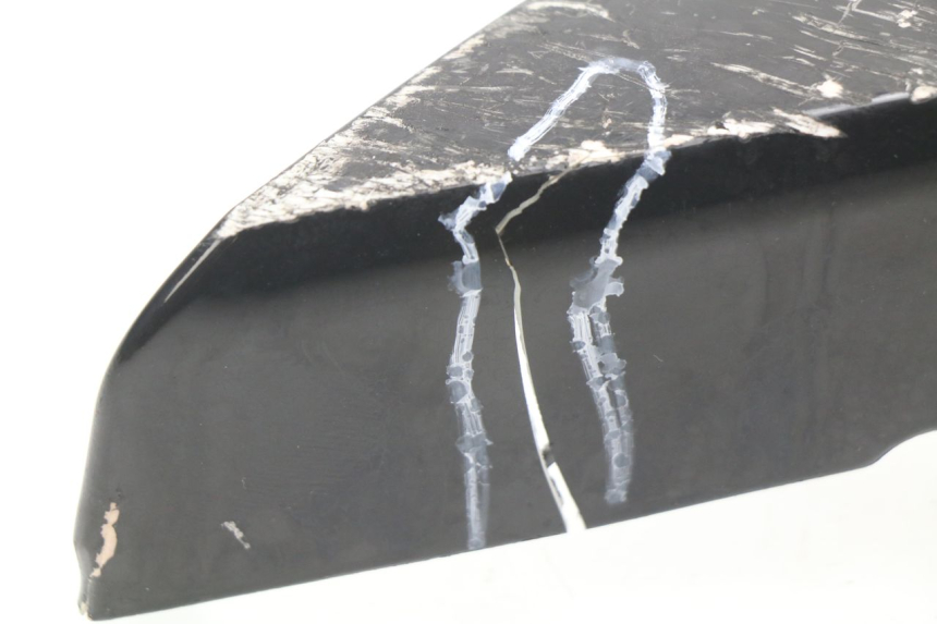 photo de FLANC LATERAL AVANT GAUCHE SUZUKI GSX-R GSXR 750 (2011 - 2016) - Marquages et références