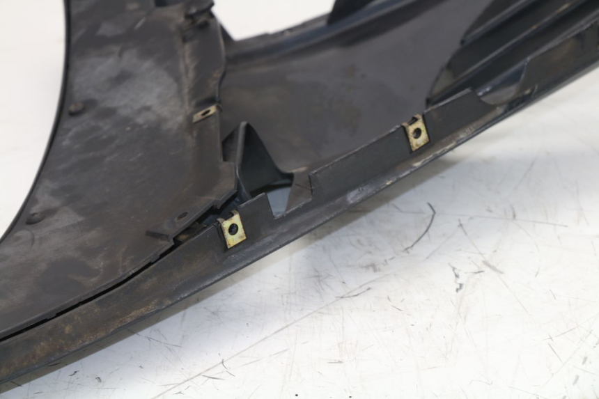 photo de FLANC LATERAL AVANT GAUCHE BMW K LT ABS 1100 (1990 - 1996) - Points de fixation