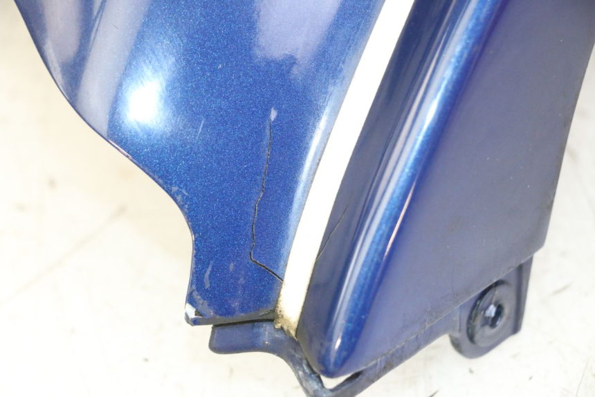 photo de FLANC LATERAL AVANT GAUCHE KAWASAKI ZR7 ZR-7 S 750 (1999 - 2004) - Détail de la pièce