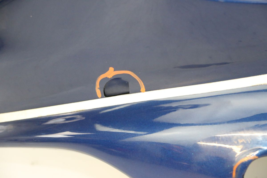 photo de FLANC LATERAL AVANT GAUCHE KAWASAKI ZR7 ZR-7 S 750 (1999 - 2004) - Vue rapprochée