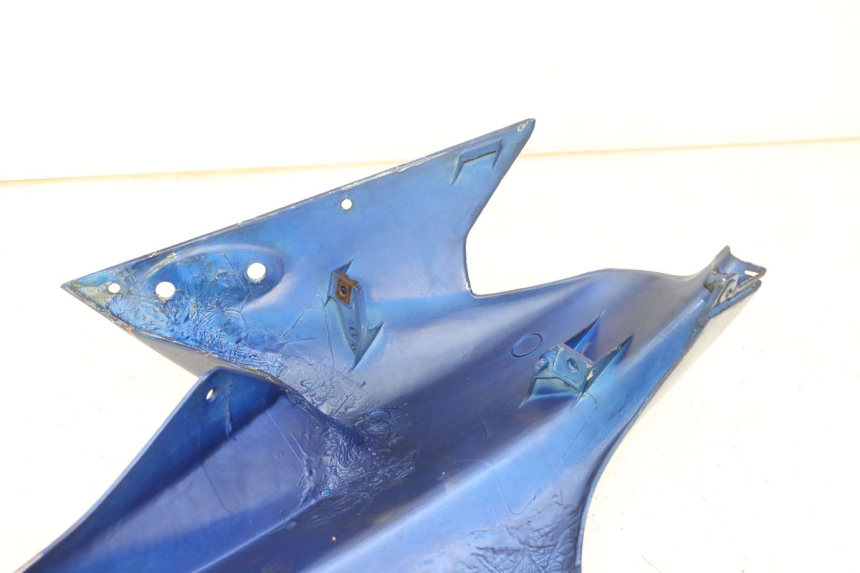 photo de FLANC LATERAL AVANT GAUCHE KAWASAKI ZR7 ZR-7 S 750 (1999 - 2004) - Points de fixation