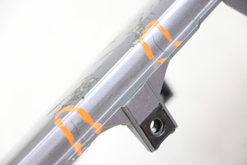 photo de FLANC LATERAL AVANT GAUCHE KYMCO X-TOWN XTOWN 125 (2016 - 2021) - Détails caractéristiques