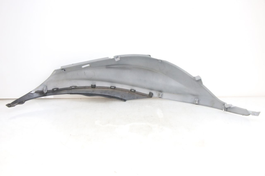 photo de FLANC LATERAL AVANT GAUCHE PIAGGIO MEDLEY 125 (2016 - 2023) - Autre angle de vue