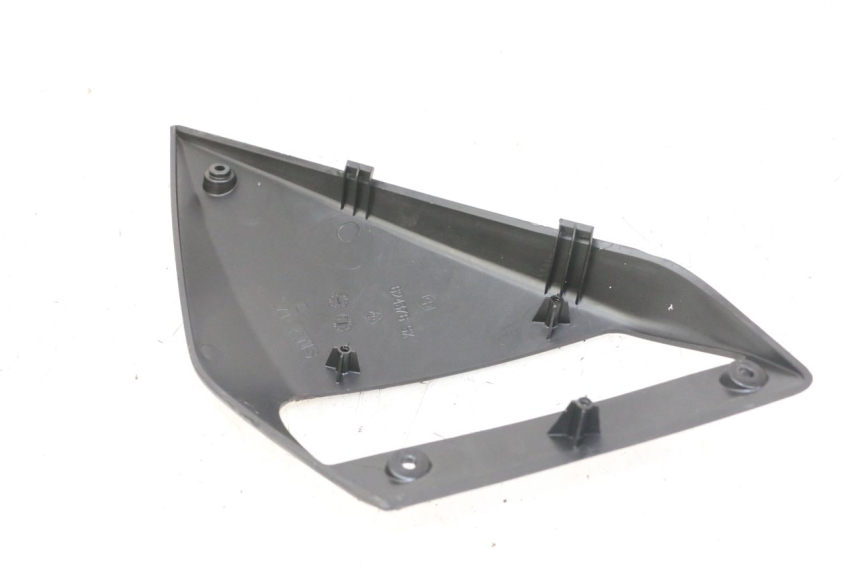 photo de FLANC LATERAL AVANT GAUCHE GILERA NEXUS 125 (2009 - 2013) - Détail de la pièce