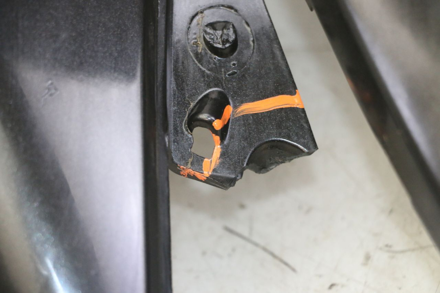 photo de FLANC LATERAL AVANT GAUCHE HONDA NTV DEAUVILLE ABS 700 (2007 - 2016) - Aperçu profil