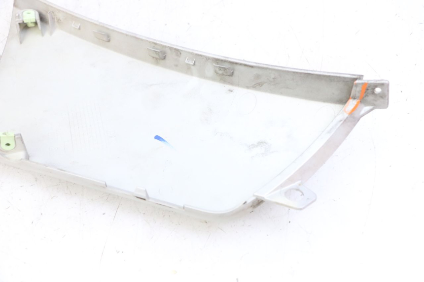 photo de FLANC LATERAL AVANT GAUCHE PEUGEOT CITYSTAR 2T 50 (2018 - 2021) - Détail de la pièce