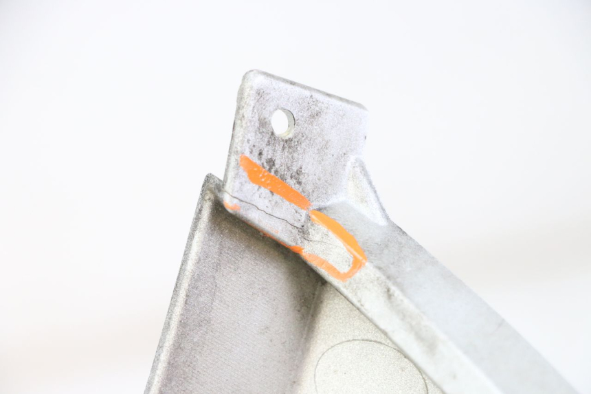 photo de FLANC LATERAL AVANT GAUCHE PEUGEOT CITYSTAR 2T 50 (2018 - 2021) - Zoom état d’usage