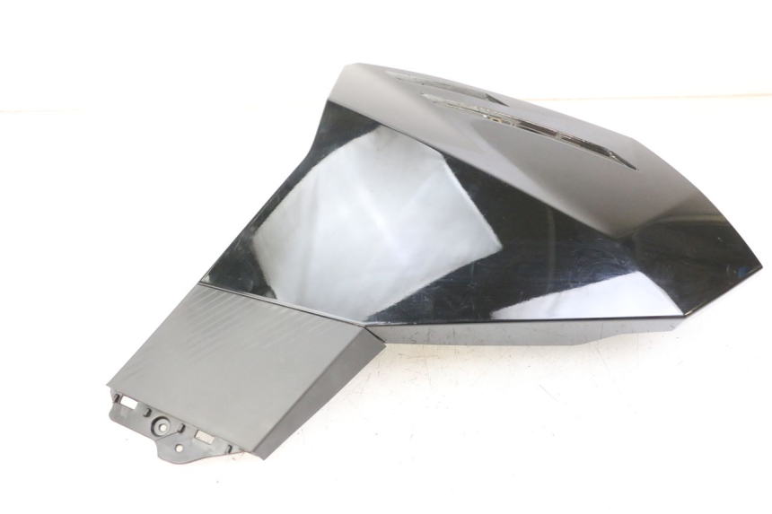 photo de FLANC LATERAL AVANT GAUCHE PEUGEOT TWEET 4T 50 (2023 - 2025) - Points de fixation