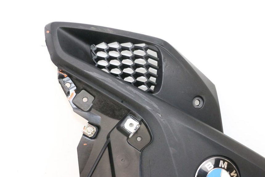 photo de FLANC LATERAL AVANT GAUCHE BMW R GS 1250 (2021 - 2024) - Marquages et références