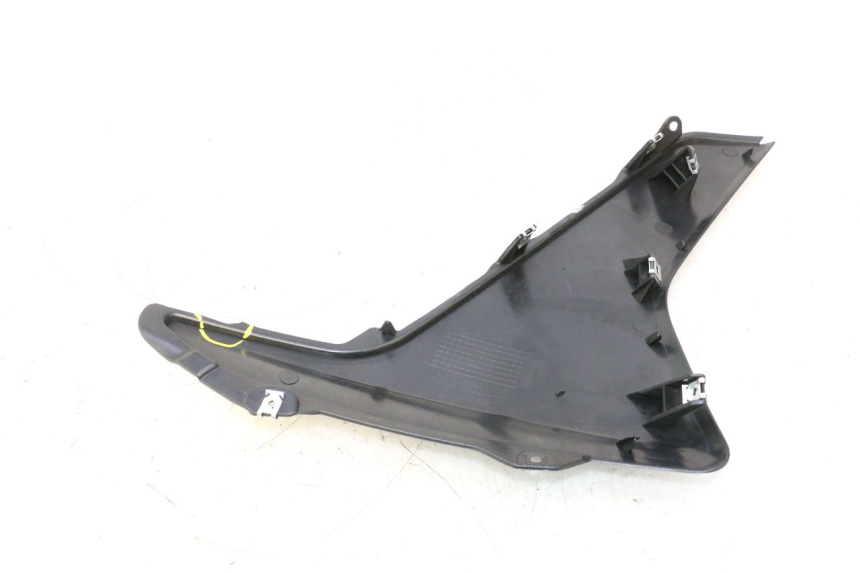 photo de FLANC LATERAL AVANT GAUCHE JM MOTORS R-MAX TECH 50 (2024 - 2026) - Points de fixation