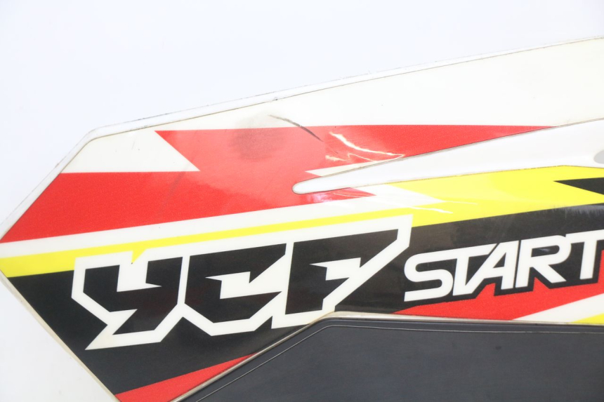 photo de FLANC LATERAL AVANT GAUCHE YCF R-START 125 - Points de fixation