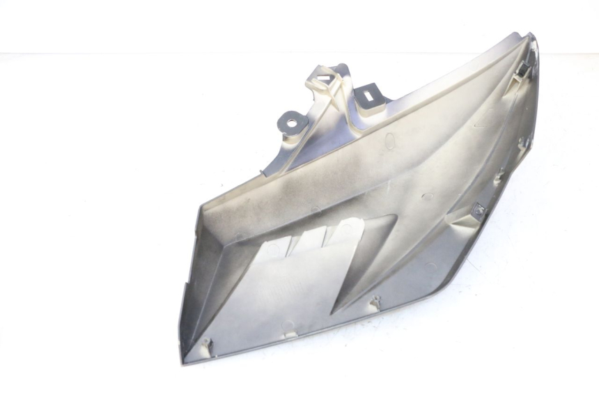 photo de FLANC LATERAL AVANT GAUCHE MAG POWER R-STREET 50 (2016 - 2025) - Détail de la pièce