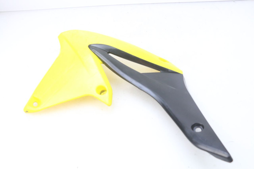 photo de FLANC LATERAL AVANT GAUCHE SUZUKI RM-Z RMZ 250 (2010 - 2016) - Gros plan technique