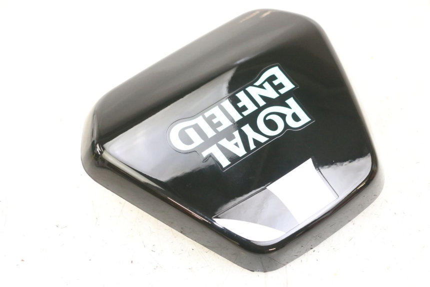 photo de FLANC LATERAL AVANT GAUCHE ROYAL ENFIELD SCRAM 411 (2022 - 2024) - Gros plan technique